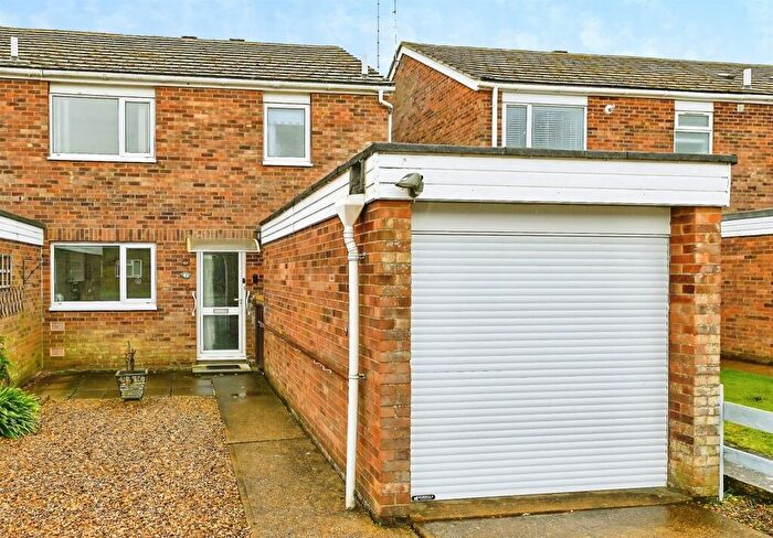 3 Bedroom End Of Terrace House For Sale In Charlock, King's Lynn, PE30