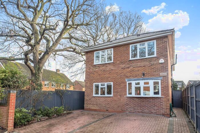 4 Bedroom Detached House To Rent In Norreys Avenue, Wokingham, RG40