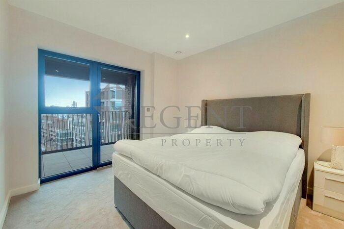 2 Bedroom Flat To Rent In Boulevard Apartments, Ufford Street, SE1