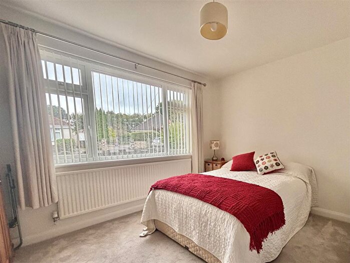 2 Bedroom Semi-detached Bungalow For Sale In Clyne View, Killay, Swansea, SA2
