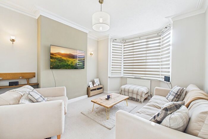 3 Bedroom End Of Terrace House For Sale In The Old Village, Huntington, York, YO32