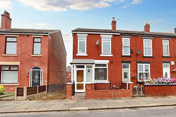 3 Bedroom End Of Terrace House For Sale In Beech Avenue, Radcliffe, M26