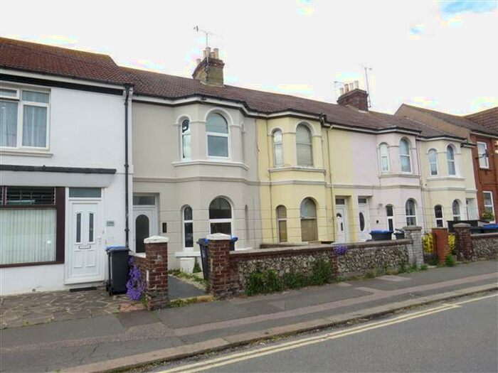 3 Bedroom House To Rent In Pavilion Road, Worthing, BN14