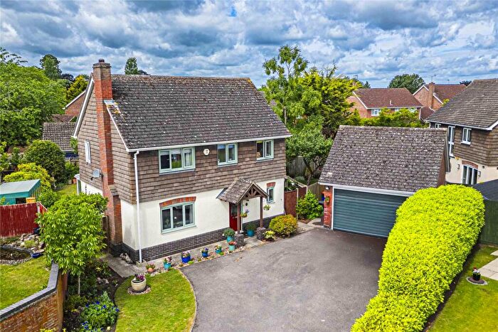 4 Bedroom Detached House For Sale In The Nurseries, Eaton Bray, Central Bedfordshire, LU6