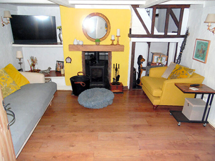 2 Bedroom Detached House For Sale In Daniels Gate, Long Sutton, PE12