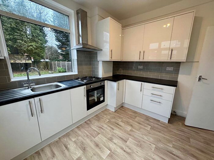 4 Bedroom Semi Detached House To Rent In Brook Avenue, Wembley, HA9