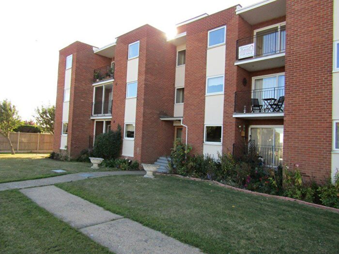 2 Bedroom Flat To Rent In Naze Court, Old Hall Lane, CO14