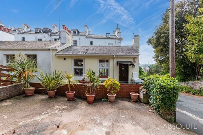 3 Bedroom Semi-Detached House For Sale In Lower Erith Road, Torquay, TQ1