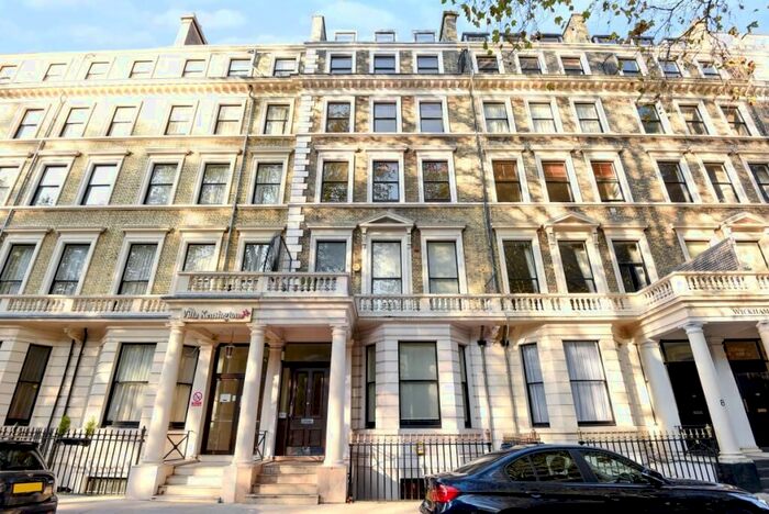 2 Bedroom Flat To Rent In Ashburn Gardens, London, SW7