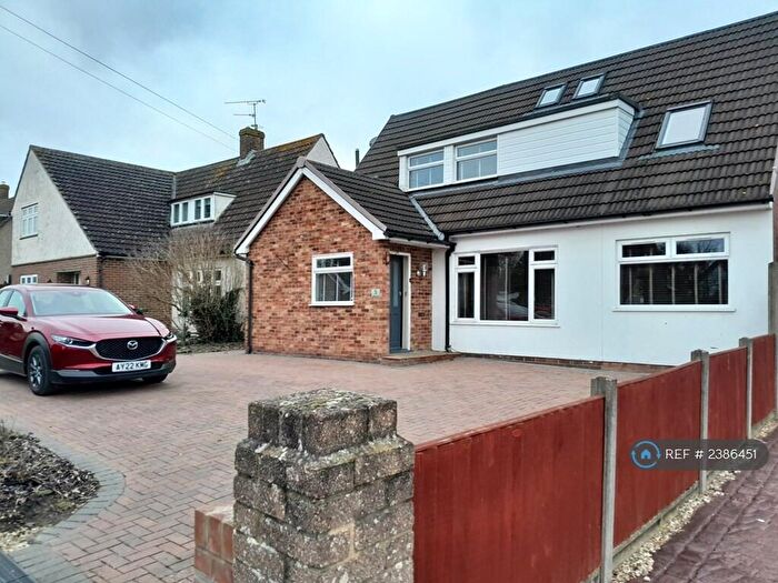 3 Bedroom Detached House To Rent In Jubilee Court, Dunmow, CM6