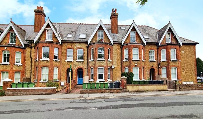 1 Bedroom Flat To Rent In York Road, Guildford, GU1