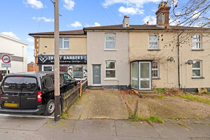 2 Bedroom Terraced House To Rent In Worplesdon Road, Guildford, GU2