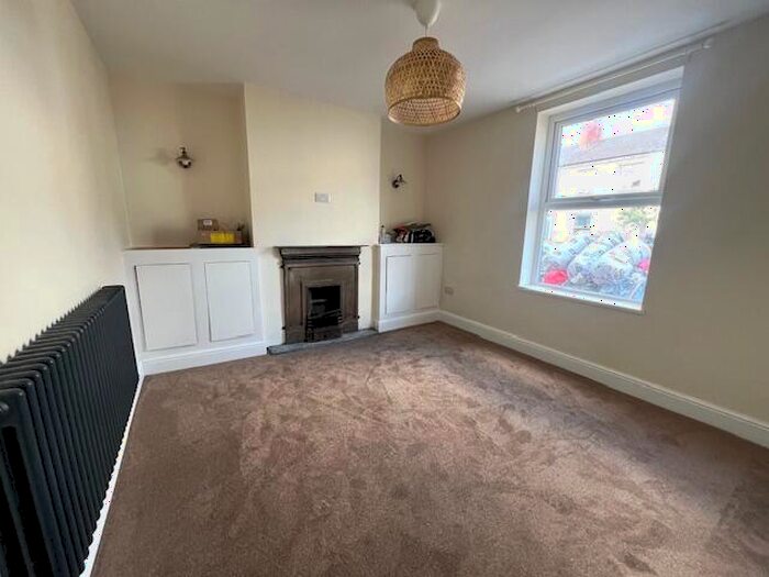 3 Bedroom House To Rent In Severn Road, Cardiff, CF11