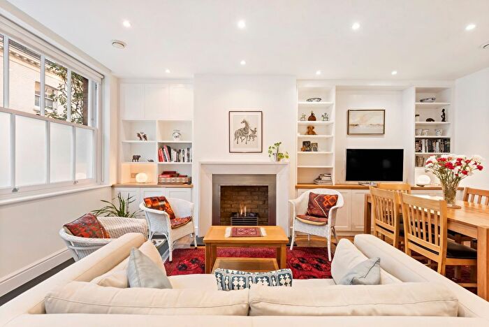 4 Bedroom Mews To Rent In Atherstone Mews, South Kensington, SW7