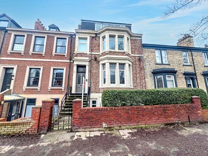 2 Bedroom Apartment For Sale In Washington Terrace, North Shields, Tyne And Wear, NE30