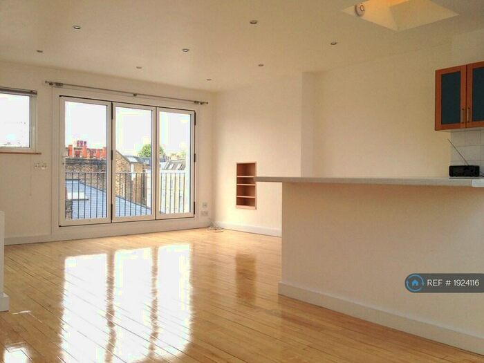 2 Bedroom Flat To Rent In Gloucester Ave, London, NW1