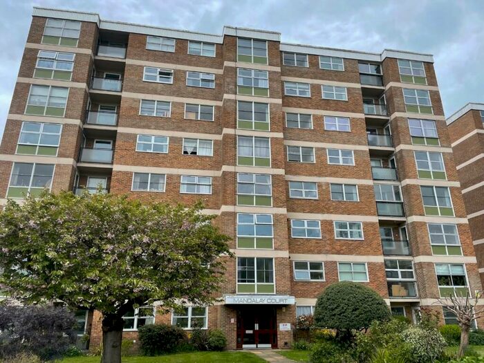 2 Bedroom Flat To Rent In Mandalay Court, London Road, Patcham, Brighton, BN1