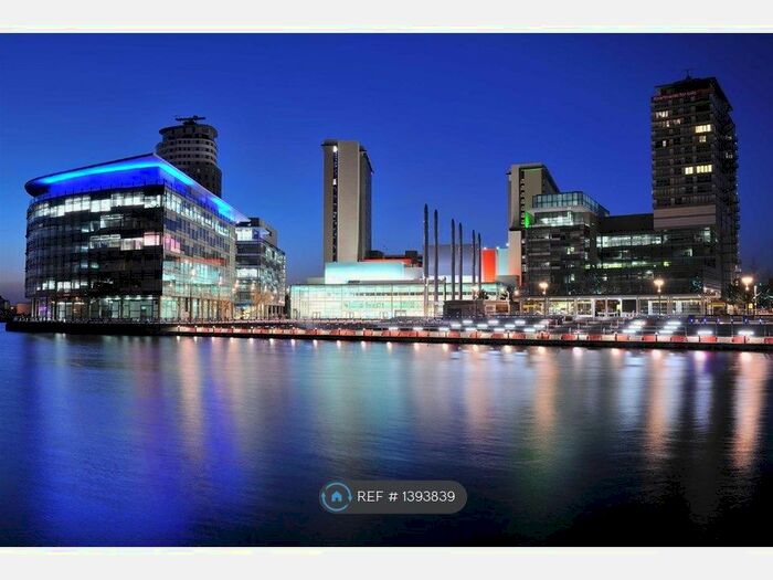 2 Bedroom Flat To Rent In Number One, Media City Uk, Salford, M50