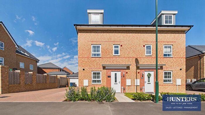 4 Bedroom Semi Detached House For Sale In Turnberry Drive, Hebburn, NE31