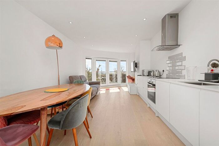 1 Bedroom Flat To Rent In Nicoll Road, London, NW10