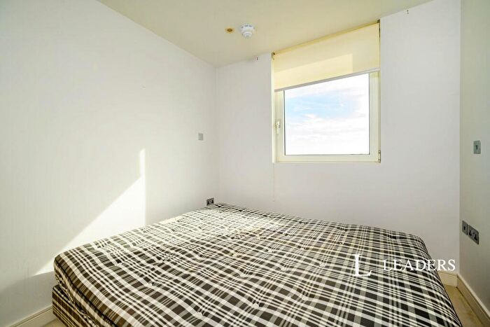 2 Bedroom Apartment To Rent In No, Gunwharf Quays, PO1