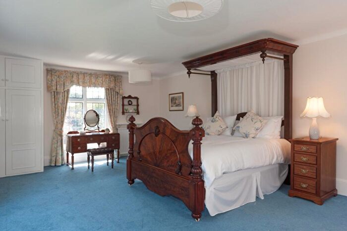 4 Bedroom Semi-Detached House To Rent In Rope Hill, Boldre, Lymington, SO41