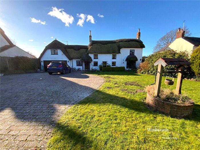 4 Bedroom House For Sale In Stony Lane, Christchurch, BH23