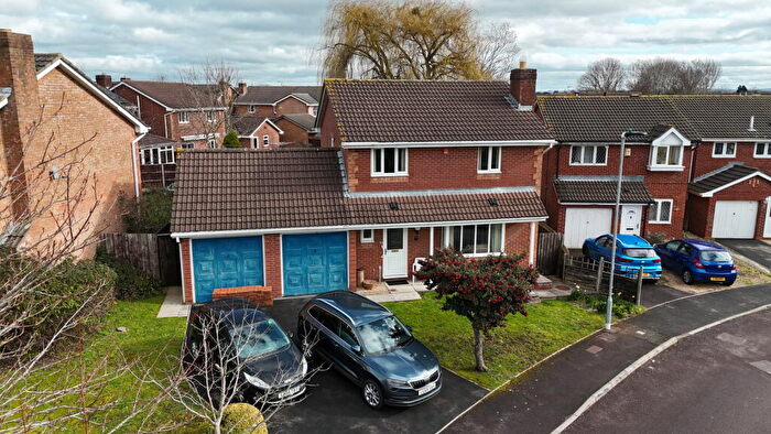 4 Bedroom Detached House For Sale In Campion Drive, Bradley Stoke, Bristol, BS32