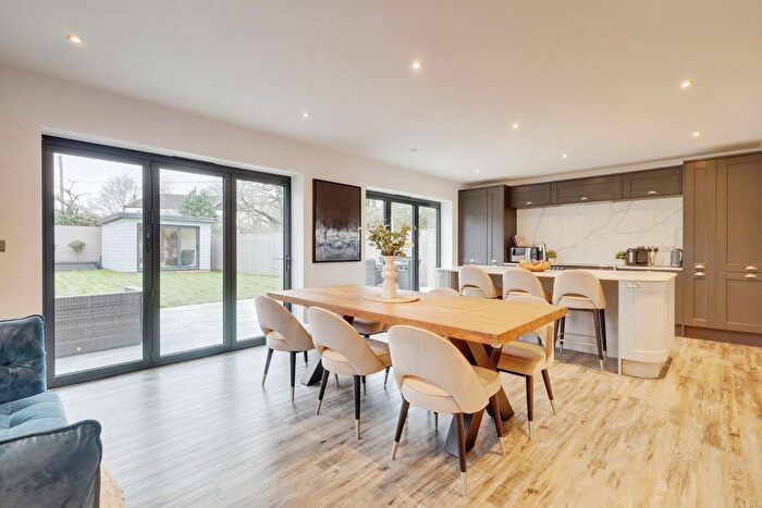4 Bedroom Detached House For Sale In Great Burches Road, Benfleet, SS7