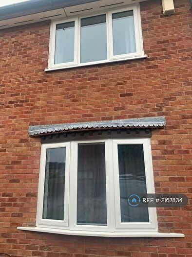 2 Bedroom Semi-Detached House To Rent In Sankey Drive, Nottingham, NG6