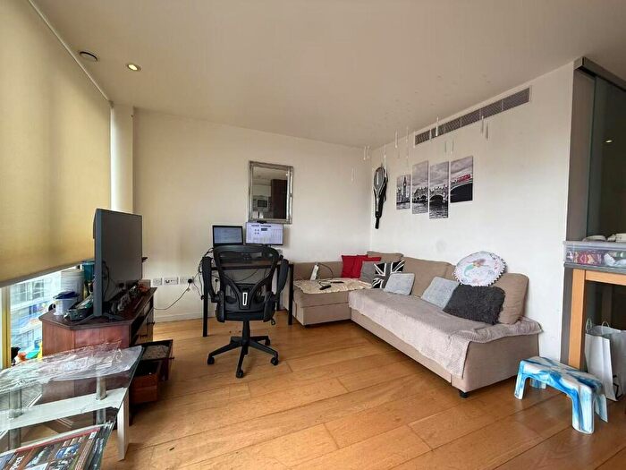 Studio For Sale In Fairmont Avenue, London, E14
