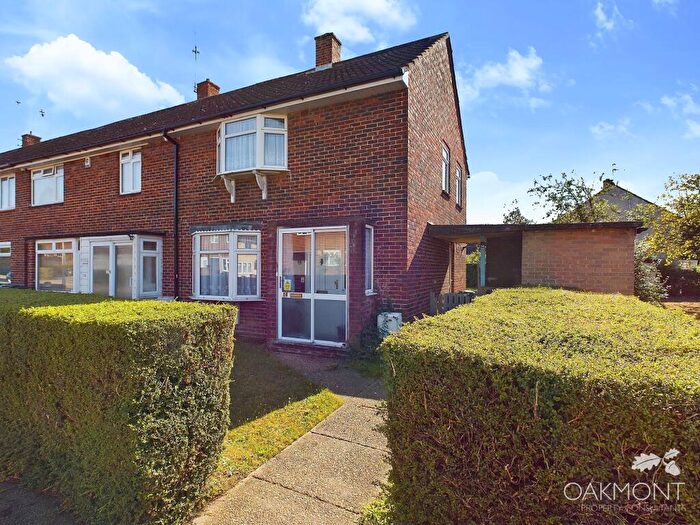 2 Bedroom End Of Terrace House For Sale In Grimston Road, Basildon, SS14