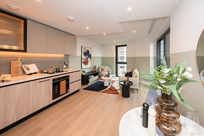 1 Bedroom Flat For Sale In Regents View, Pritchards Road, London, E2
