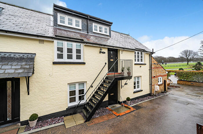 2 Bedroom Apartment To Rent In Kemnal Road, Chislehurst, Kent, BR7