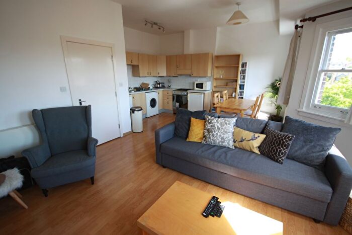 1 Bedroom Flat To Rent In Blackheath Road, London, SE10