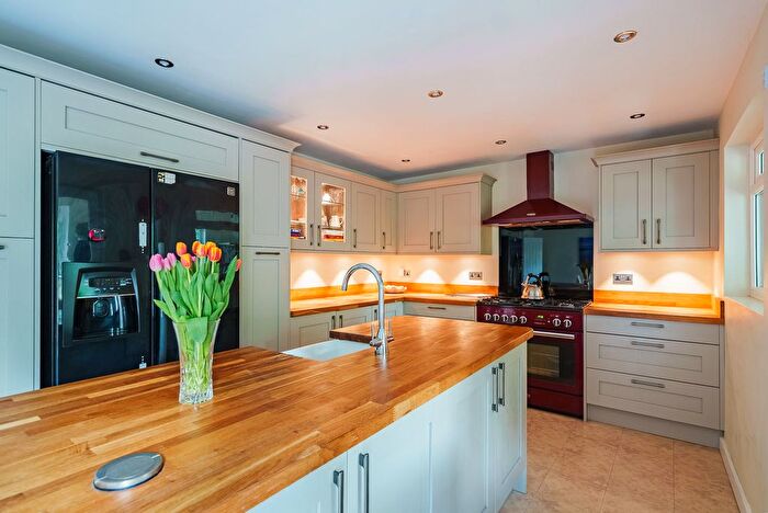 4 Bedroom Detached House For Sale In Cuckoo Drive, Heathfield, TN21