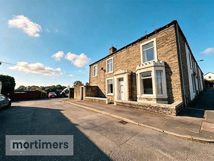 3 Bedroom End Of Terrace House For Sale In Derby Street, Rishton, Blackburn, Lancashire, BB1