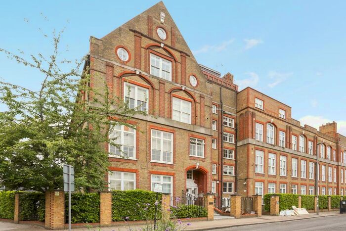 Apartment To Rent In Shillington Old School, Battersea London, SW11