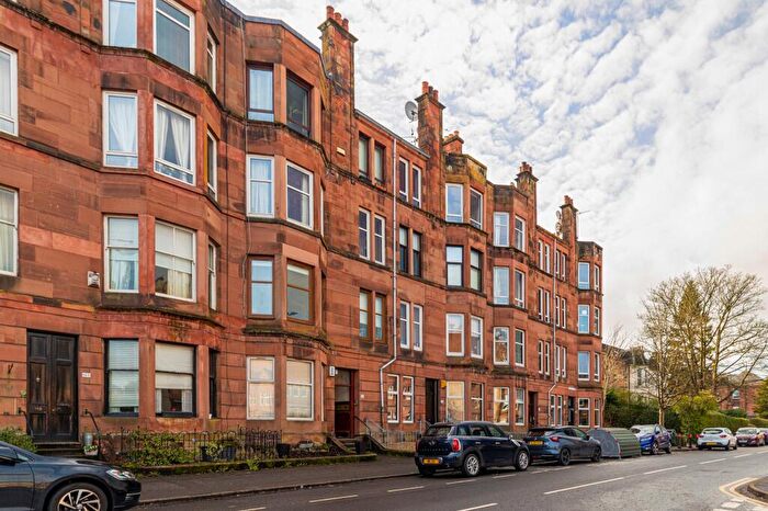 2 Bedroom Apartment For Sale In Tantallon Road, Shawlands, Glasgow, G41