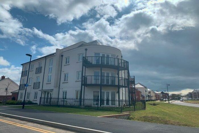 2 Bedroom Flat To Rent In Watson Lane, Waterlooville, PO7