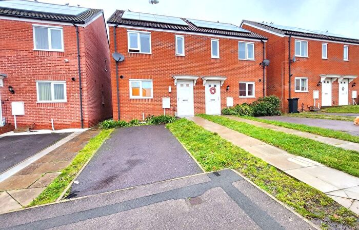 2 Bedroom Semi-Detached House To Rent In Abelia Close, Leicester, LE5
