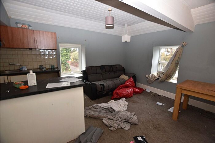 1 Bedroom Flat For Sale In Grange Cottages, Ferrybridge Road, Knottingley, West Yorkshire, WF11