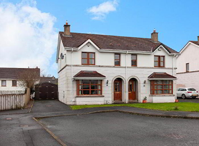 3 Bedroom Semi-Detached House For Sale In Bates Park, Carrickfergus, BT38
