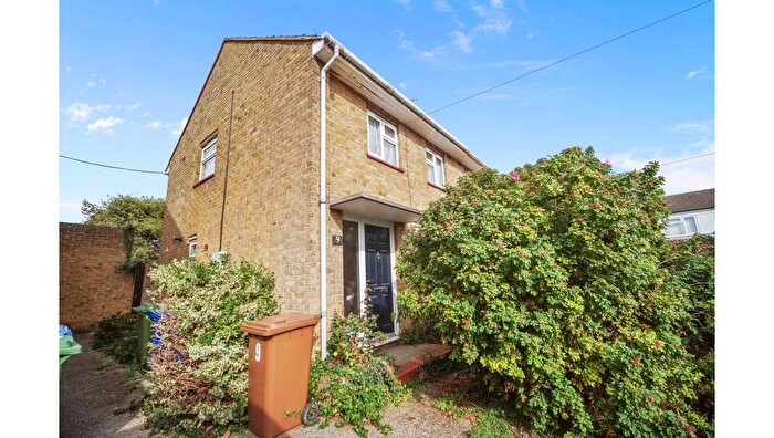 2 Bedroom Property For Sale In Cedar Close, Sittingbourne, Kent, ME10