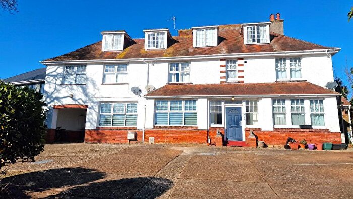 2 Bedroom Flat For Sale In Lane End Road, Bembridge, Isle Of Wight, PO35