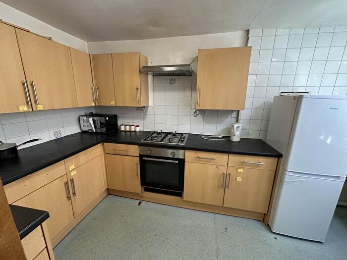 1 Bedroom Apartment To Rent In Russell Terrace, Leamington Spa, CV31