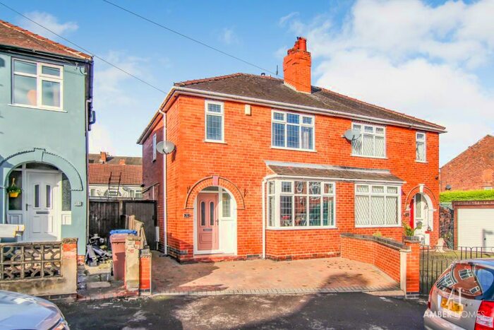 3 Bedroom Semi-Detached House To Rent In Dale Street, Ilkeston, Derbyshire, DE7