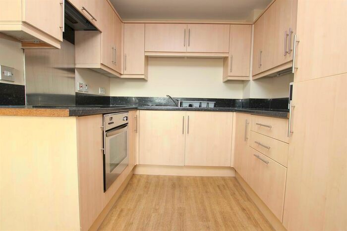 2 Bedroom Flat To Rent In Marsden House, Bolton, BL1