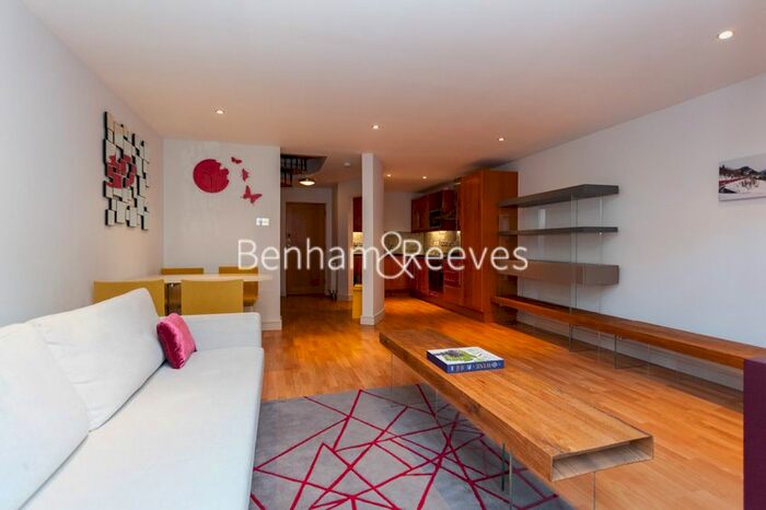 1 Bedroom Flat To Rent In Florin Court, Tanner Street, SE1