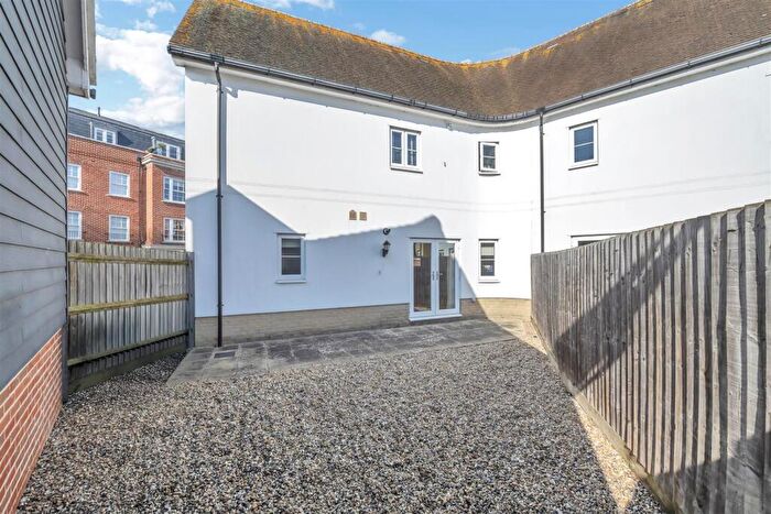 1 Bedroom Flat For Sale In Abbots Gate, Bury St. Edmunds, IP33